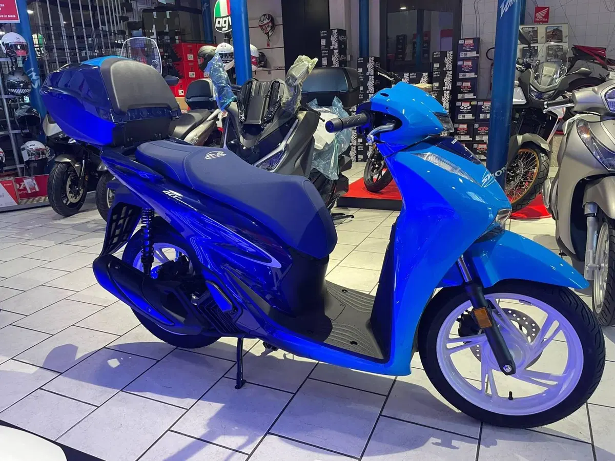 Honda SH 125i Vetro (2024 - 25) (2)