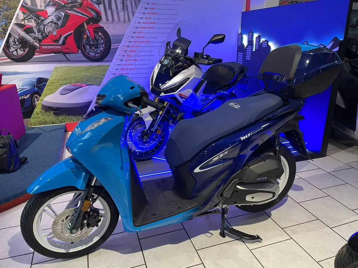 Honda SH 125i Vetro (2024 - 25) (9)