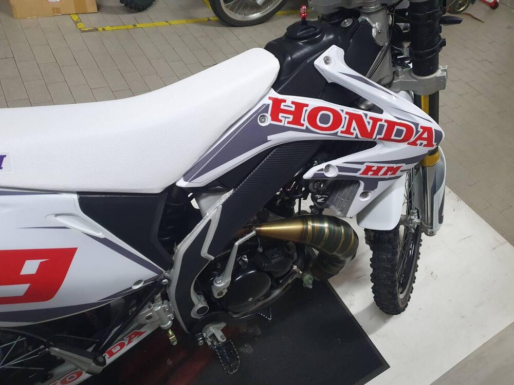 HM CRE 50 Six Competition (2011 - 15) (2)