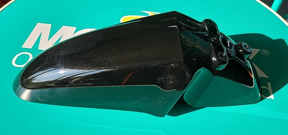 61100KPR900ZF Parafango SH Honda