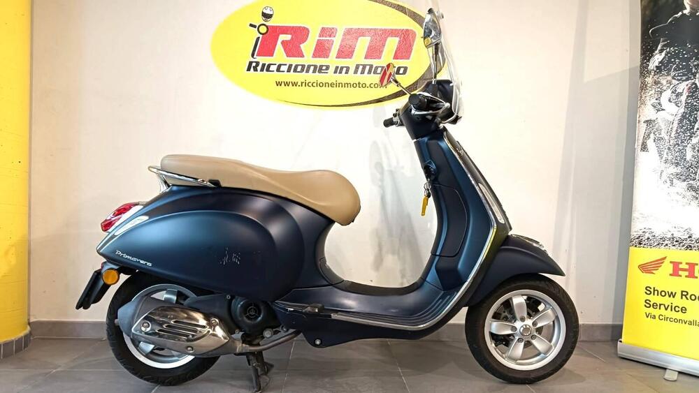 Vespa Primavera 50 4T (2014 - 17) (2)