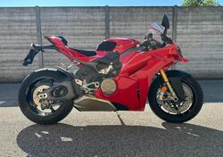 Ducati Panigale V4 S (2025) usata