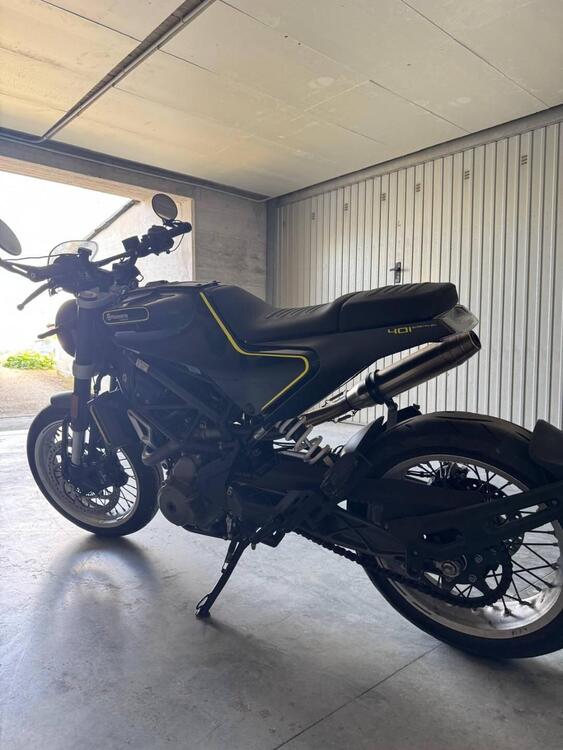 Husqvarna Svartpilen 401 (2018 - 19) (2)