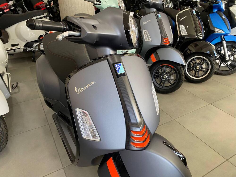 Vespa GTS 310 Supersport (2025) (4)