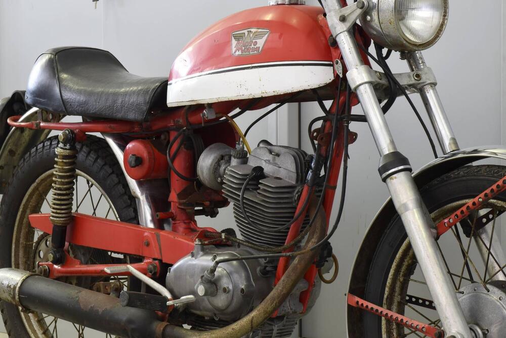 Moto Morini Corsaro 125 SS (4)
