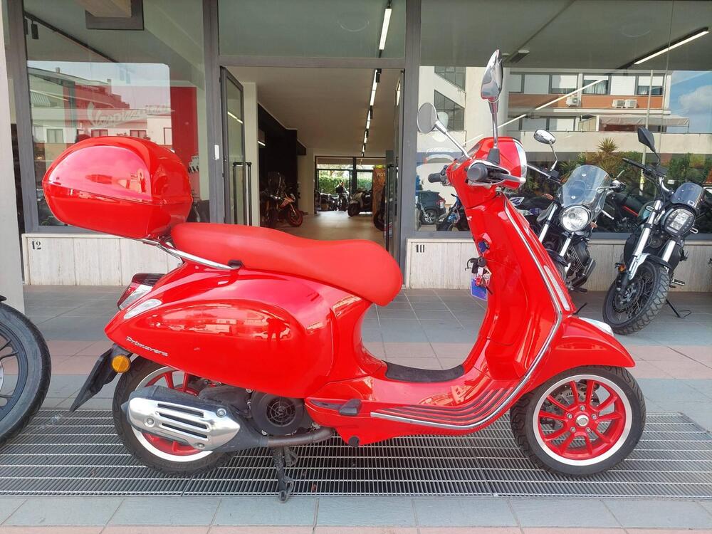 Vespa Primavera 125 RED (2021 - 24)