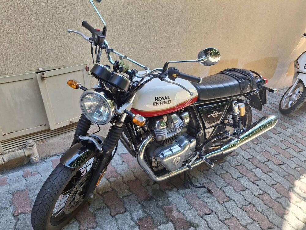 Royal Enfield Interceptor 650 (2021 - 25) (2)
