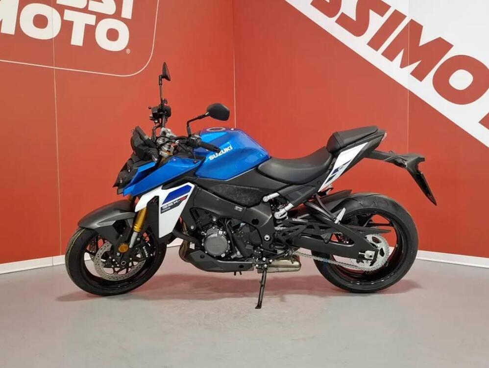 Suzuki GSX-S1000 EVO (2025) (3)