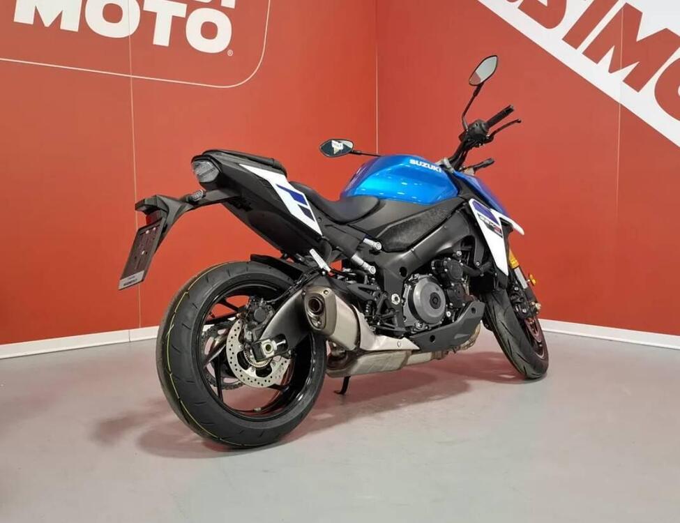 Suzuki GSX-S1000 EVO (2025) (5)