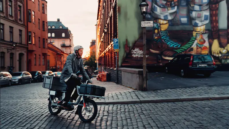 Due ruote sono meglio di quattro: la vera rivoluzione della mobilit&agrave; sono le e-bike