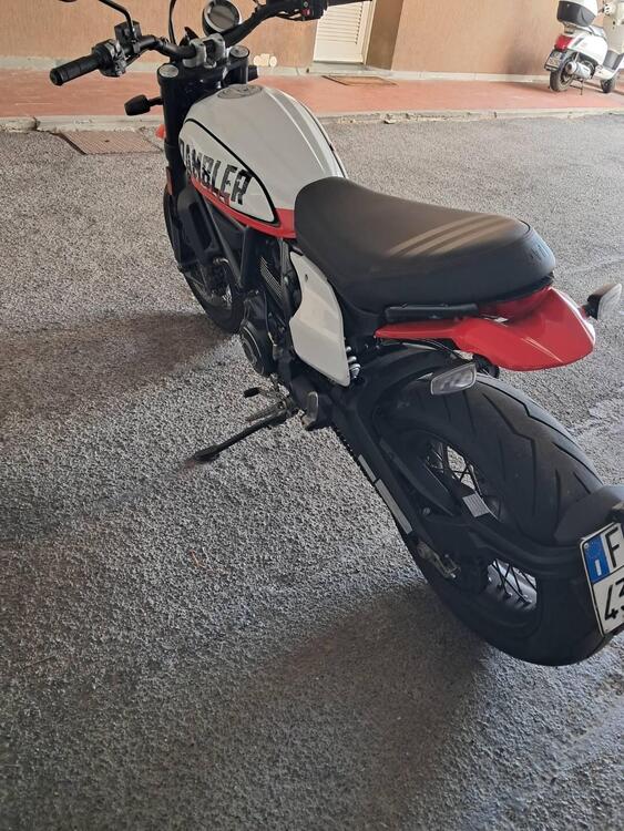 Ducati Scrambler 800 Urban Motard (2022) (2)