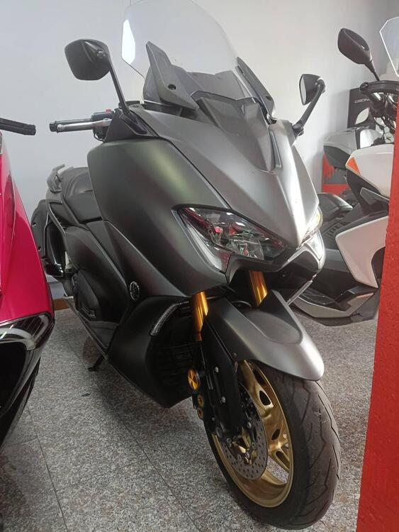 Yamaha T-Max 560 Tech Max (2022 - 24) (2)
