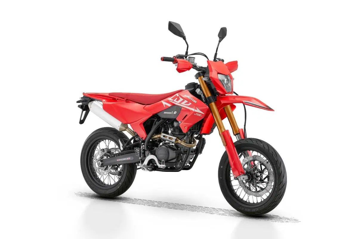 COV 125: la motard per i più giovani di QJMOTOR [GALLERY] (13)