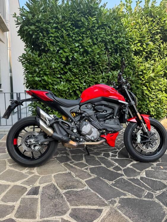 Ducati Monster 937 (2021 - 25) (2)
