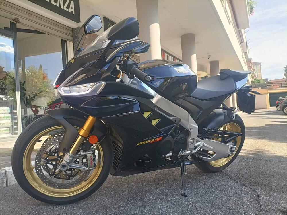 Aprilia RSV4 1100 Factory (2025)