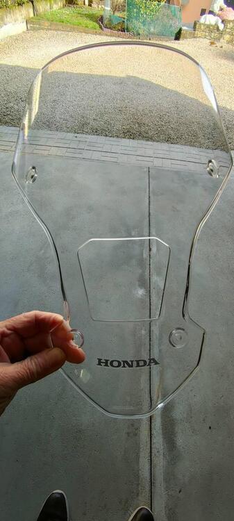 Cupolino Honda X-ADV 750 originale Prima Serie (2)
