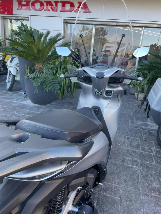 Honda SH 350 (2021 - 24) (2)