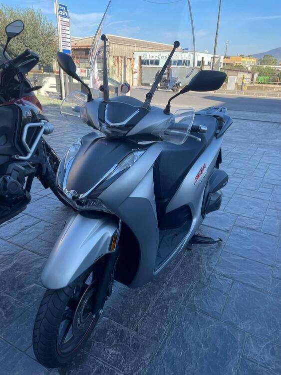 Honda SH 350 (2021 - 24) (3)