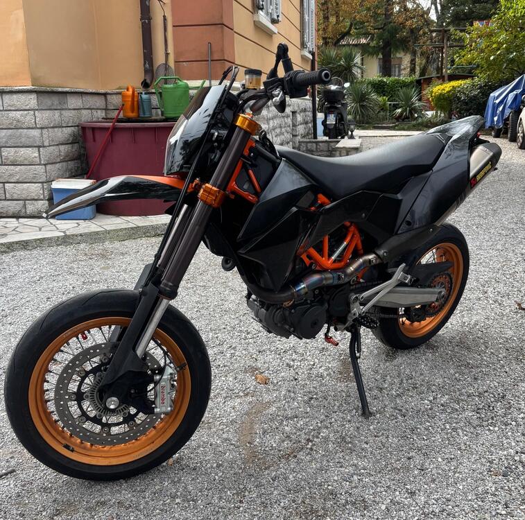 KTM 690 SMC R (2019 - 20) (2)