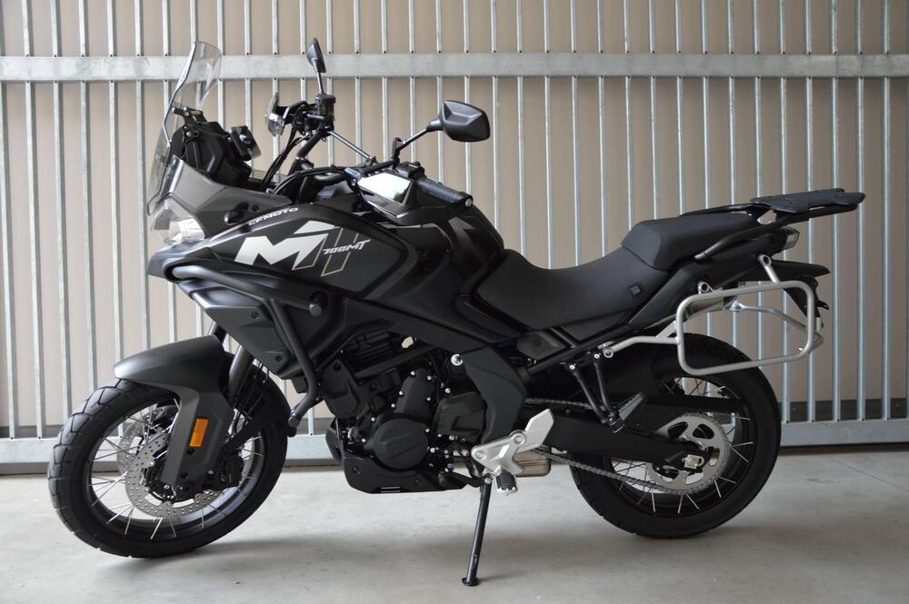 CFMOTO 700MT Adventure (2025)