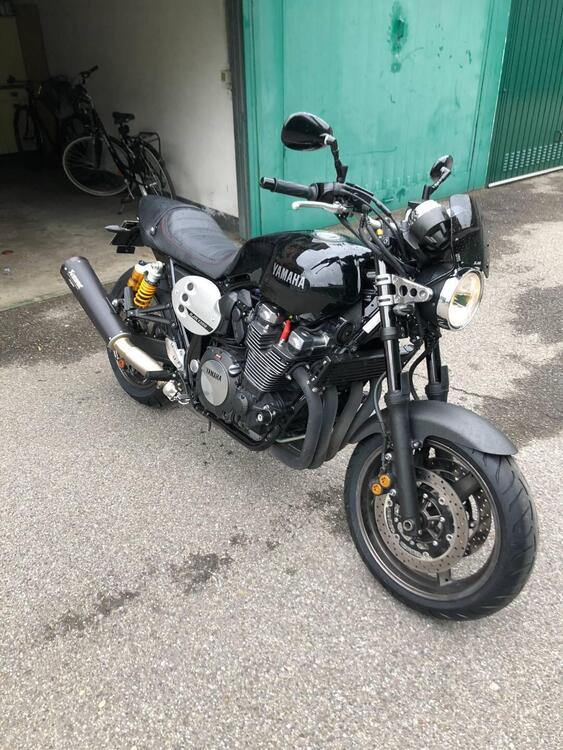 Yamaha XJR 1300 (2015 - 17) (4)