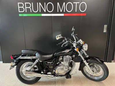 Suzuki Marauder GZ 250 usata