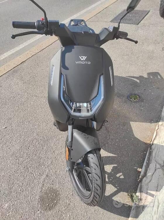 VMoto CITI L3e (2024 - 25) (2)