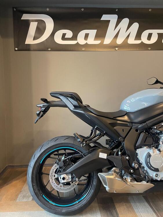 CFMOTO 675NK (2025) (2)