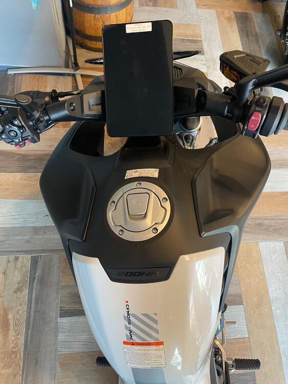 CFMOTO 800NK Advanced (2023 - 25) (5)