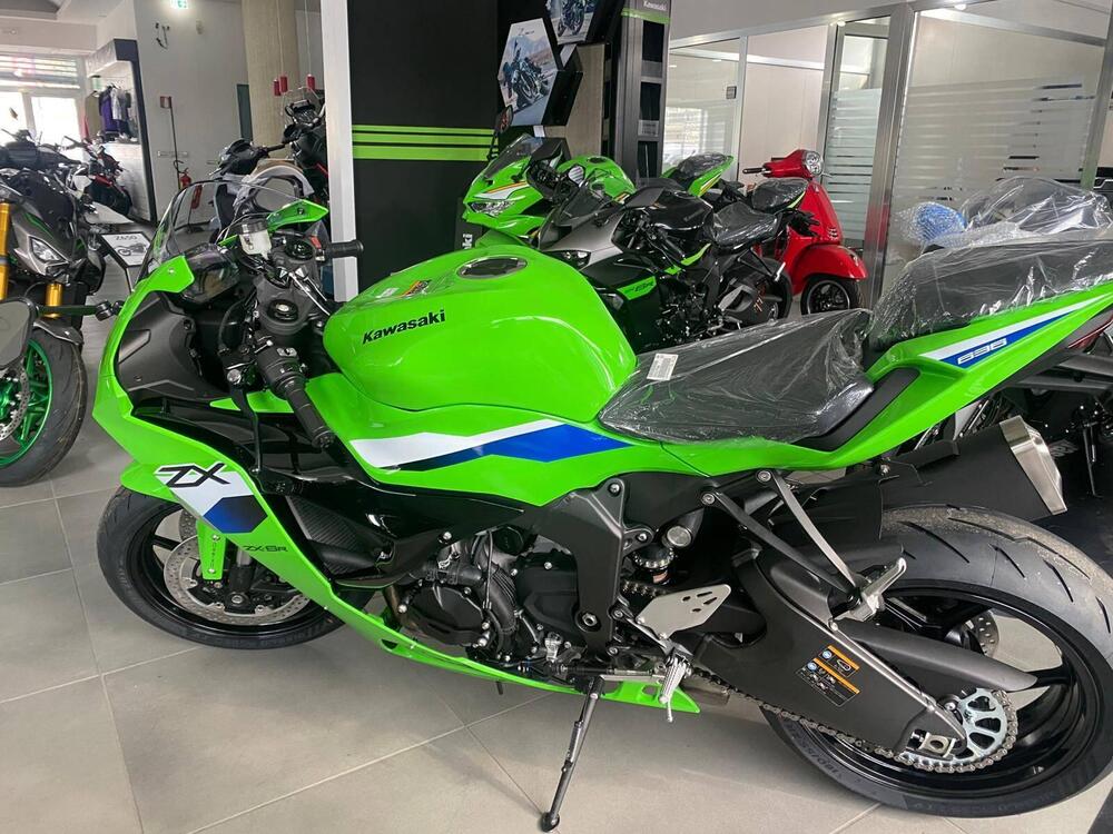 Kawasaki Ninja 636 ZX-6R (2024 - 26) (3)