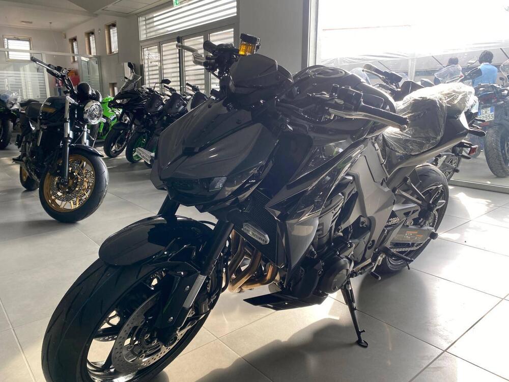 Kawasaki Z 1100 (2026) (3)