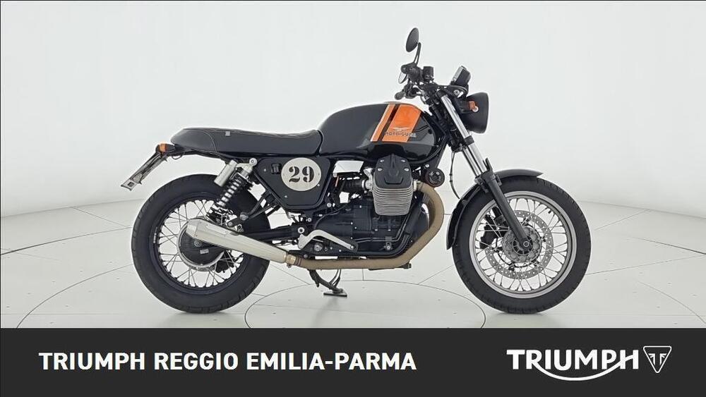 Moto Guzzi V7 Stone (2012 - 15)