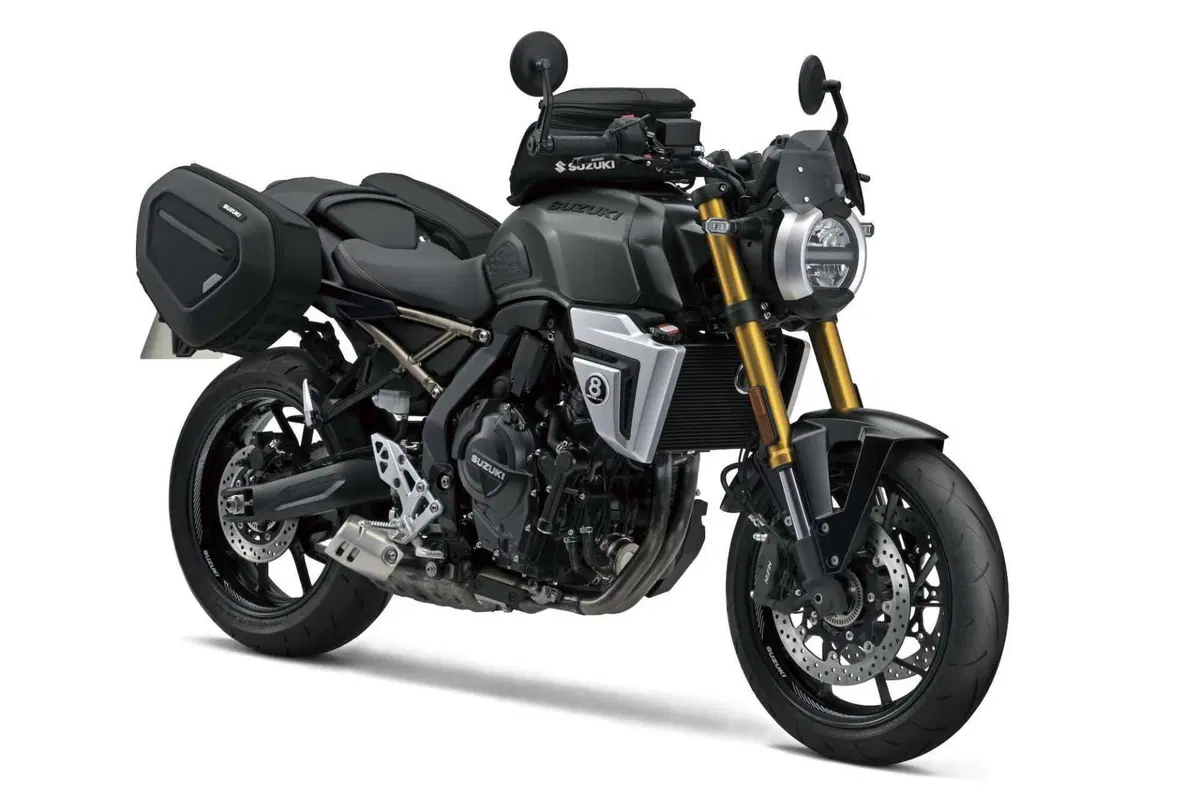 Suzuki GSX-8T e GSX-8TT debuttano nelle concessionarie (3)