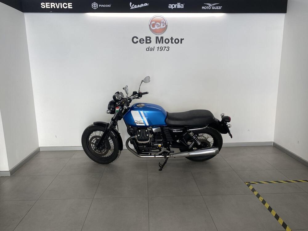 Moto Guzzi V7 II Special (2015 - 17) (5)