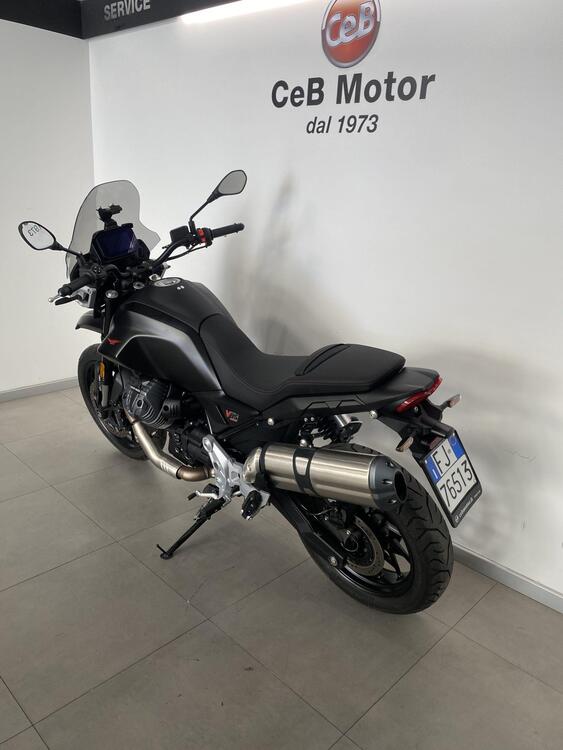 Moto Guzzi V85 Strada (2024 - 25) (3)