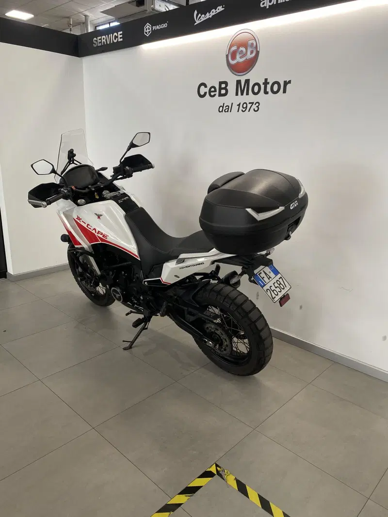Moto Morini X-Cape 650 (2021 - 26) (3)