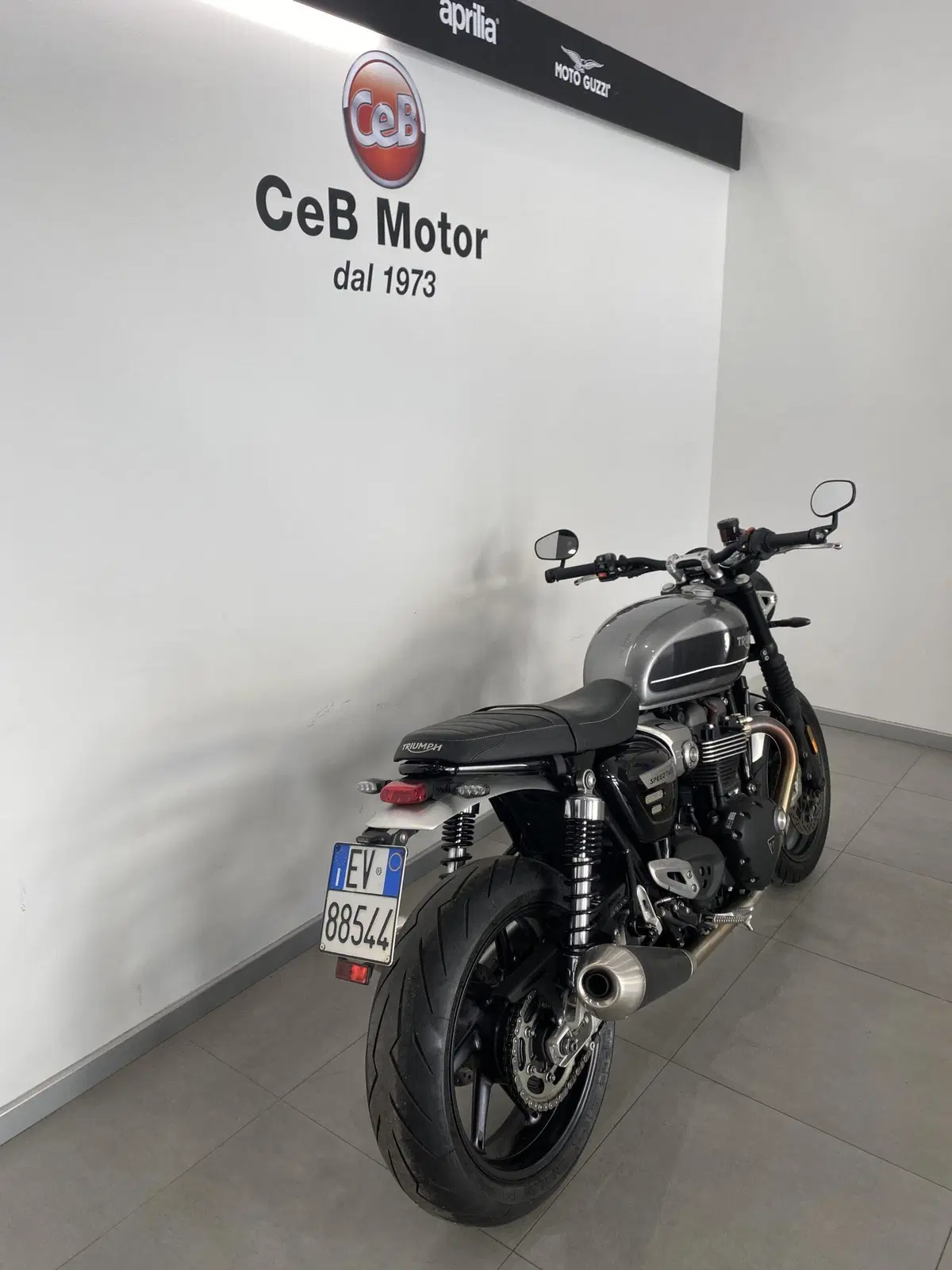 Triumph Speed Twin 1200 (2021 - 24) (2)