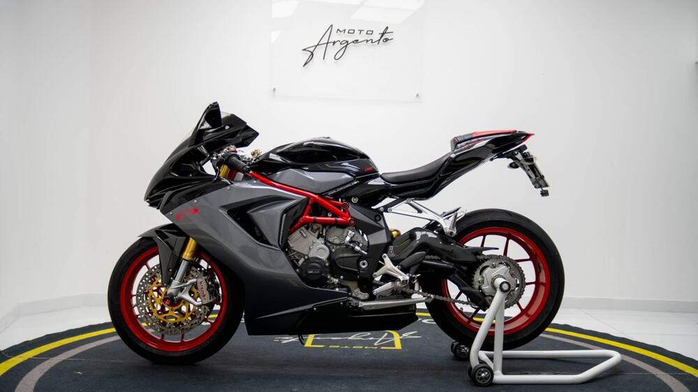 MV Agusta F3 675 (2011 - 15) (3)