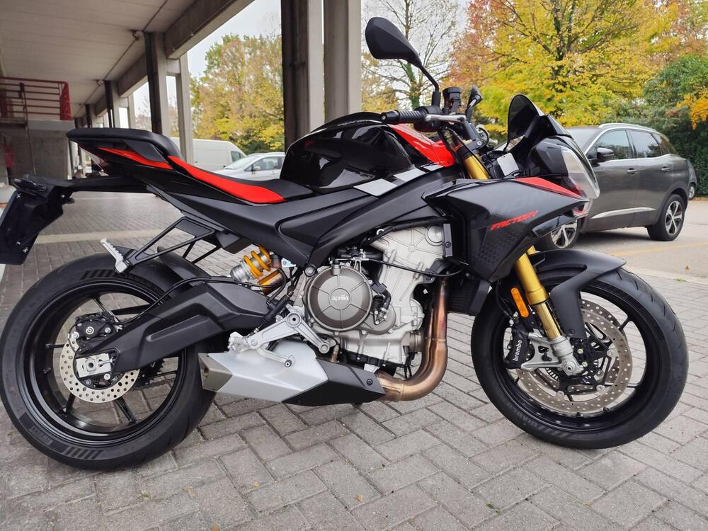 Aprilia Tuono 660 Factory (2025)