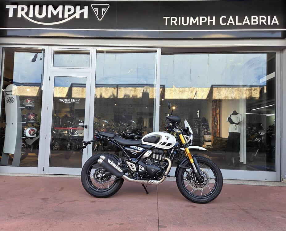 Triumph Scrambler 400 XC (2025) (2)