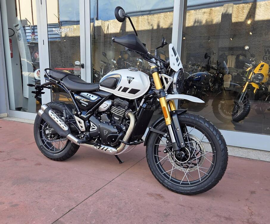 Triumph Scrambler 400 XC (2025)