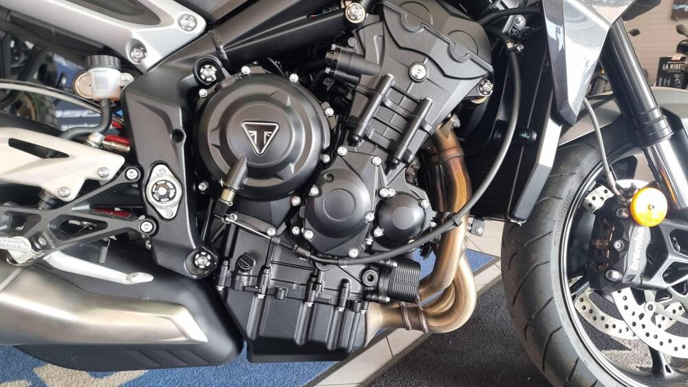 Triumph Street Triple 765 R (2023 - 25) (5)