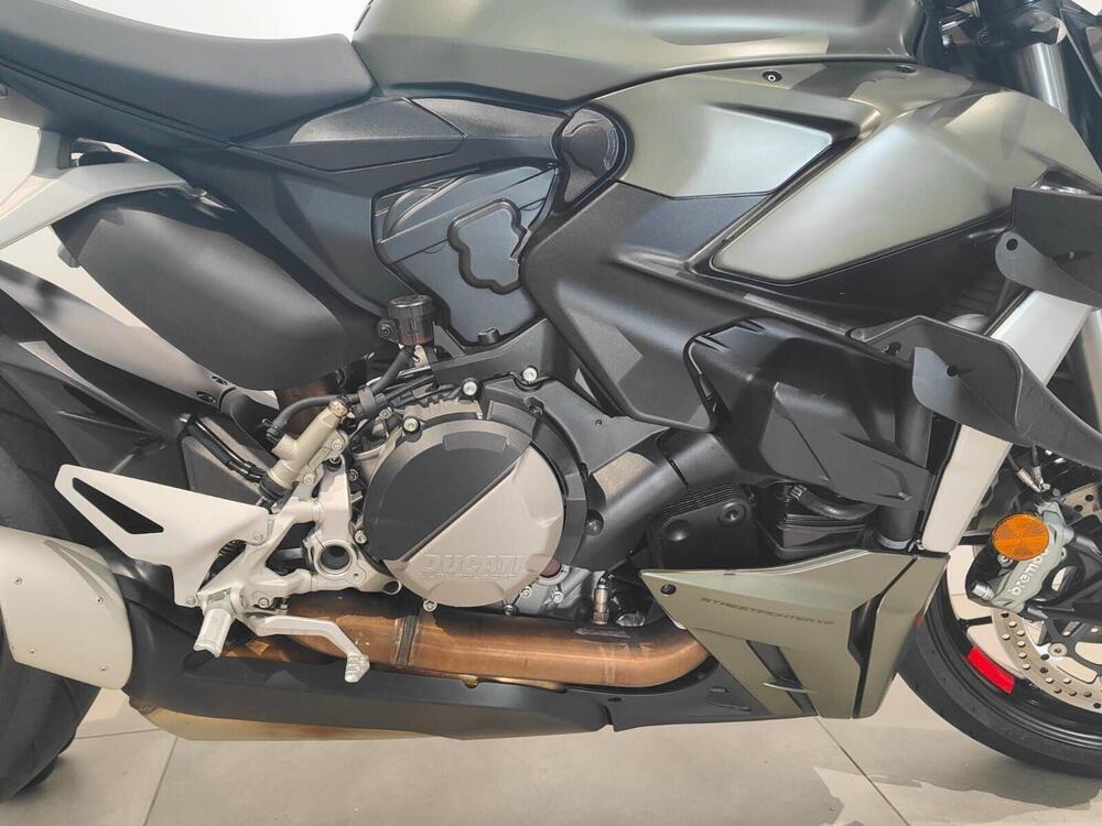 Ducati Streetfighter V2 955 Green (2022 - 23) (4)