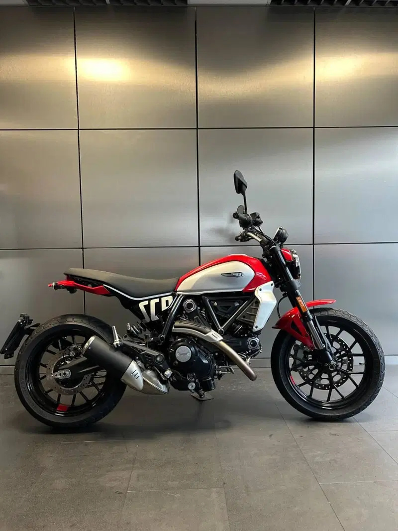 Ducati Scrambler 800 Icon (2023 - 24)
