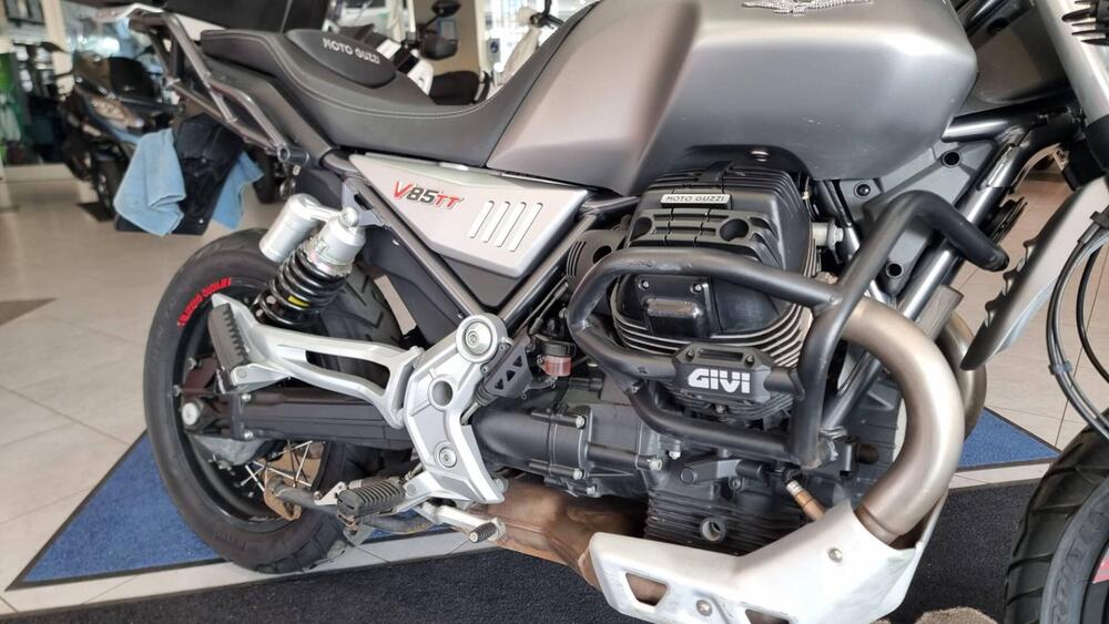 Moto Guzzi V85 TT (2019 - 20) (2)