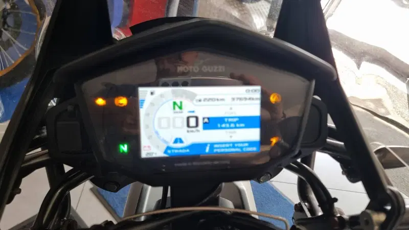 Moto Guzzi V85 TT (2019 - 20) (13)