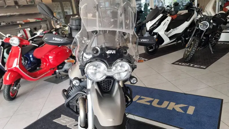 Moto Guzzi V85 TT (2019 - 20) (18)