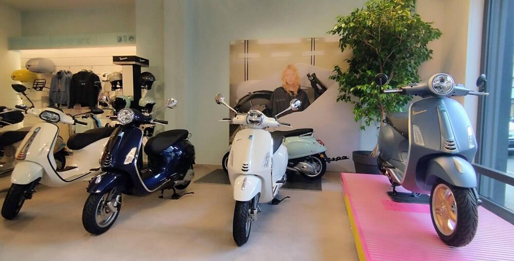 Vespa Primavera 125 (2024 - 25) (4)