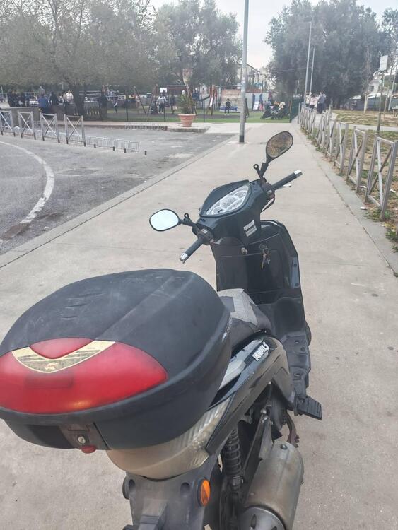 Kymco People 200i S DD (2007 - 16) (4)