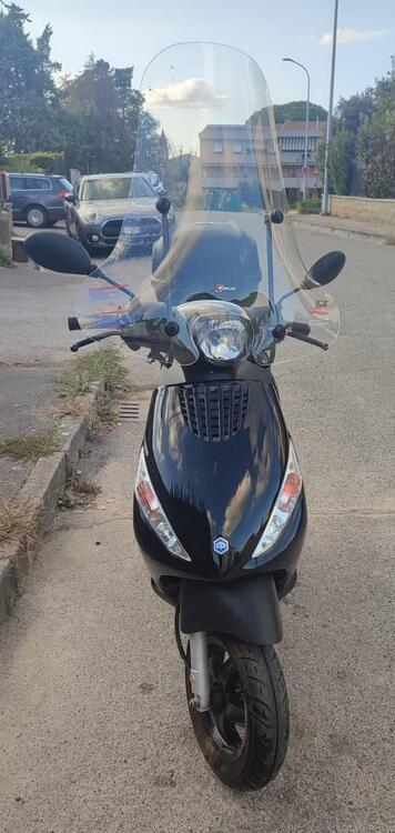 Piaggio Zip 50 4T (2021 - 25) (4)